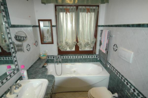 Romantic Rome in a Deluxe apartment for 2 people, Jacuzzi